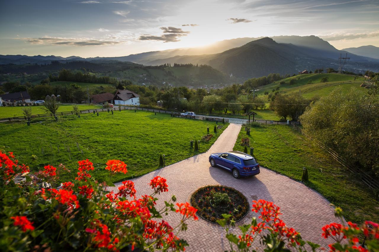 Bran Monte Crai Chalet Екстер'єр фото