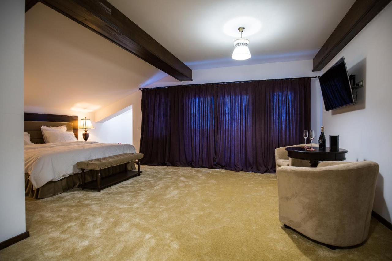 Bran Monte Crai Chalet Екстер'єр фото