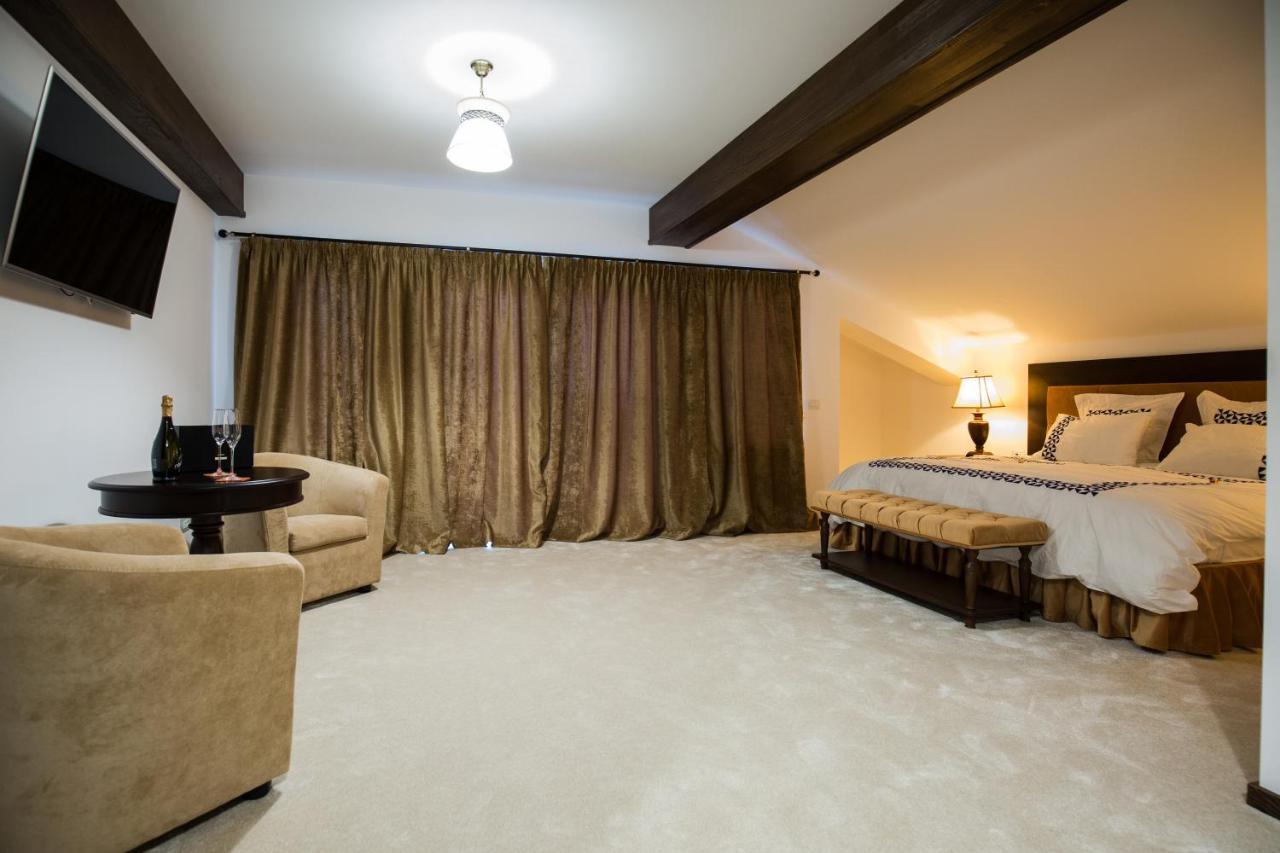 Bran Monte Crai Chalet Екстер'єр фото